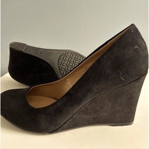 Merona Suede Women’s Black Wedge Heel Size 8 1/2